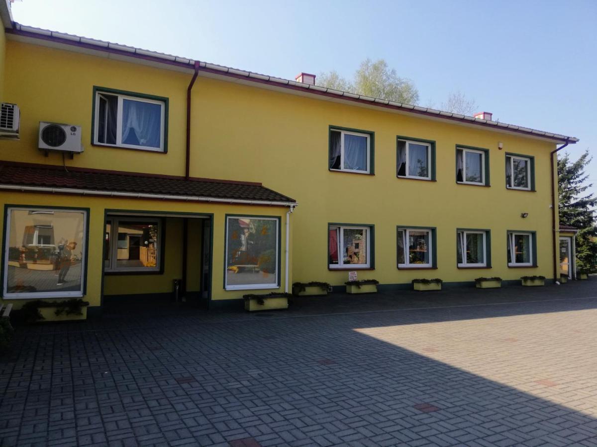 Noclegi I Restauracja Gracja Bełchatów Eksteriør billede