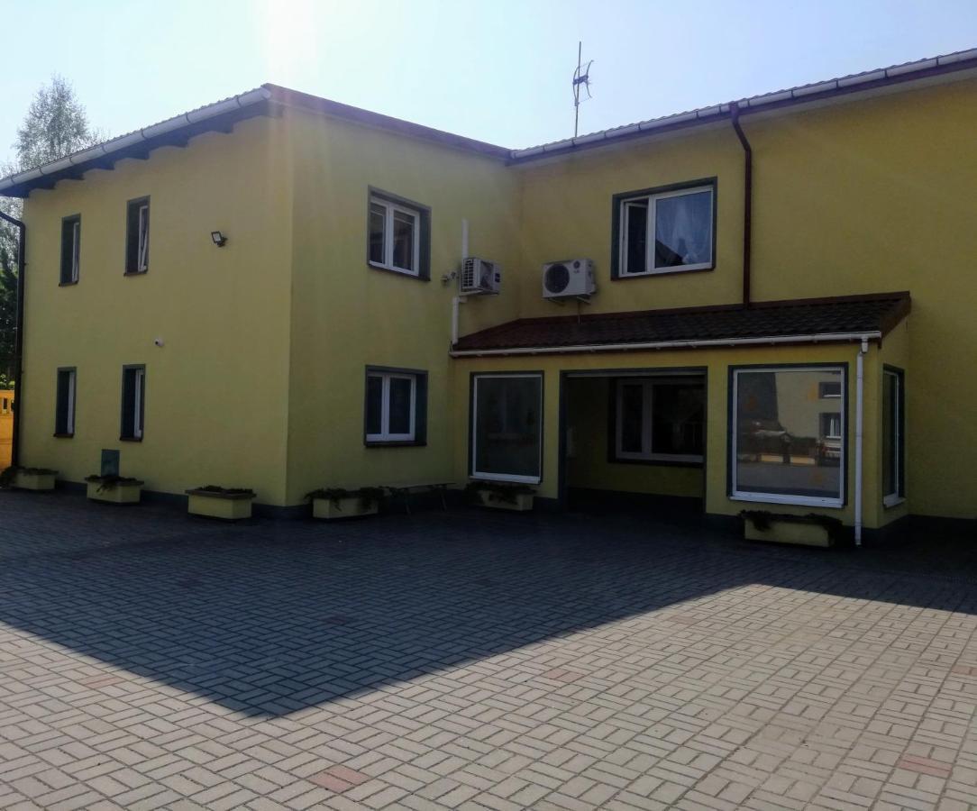 Noclegi I Restauracja Gracja Bełchatów Eksteriør billede